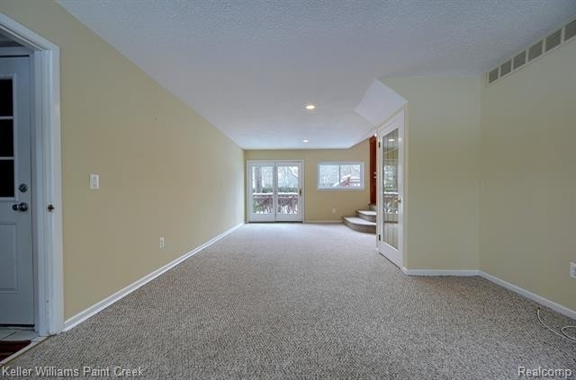 5825 Inkster Road - Photo 11