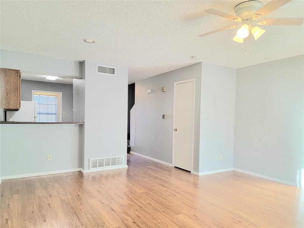 5805 Shadydell Drive - Photo 2