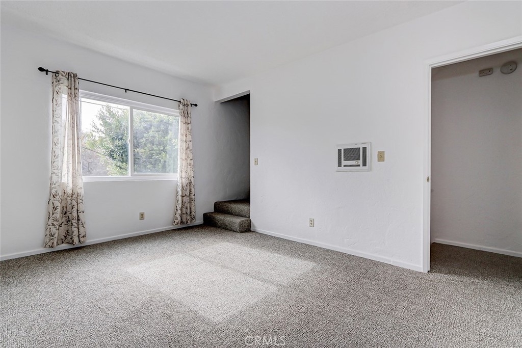 2706 Voorhees Avenue - Photo 15