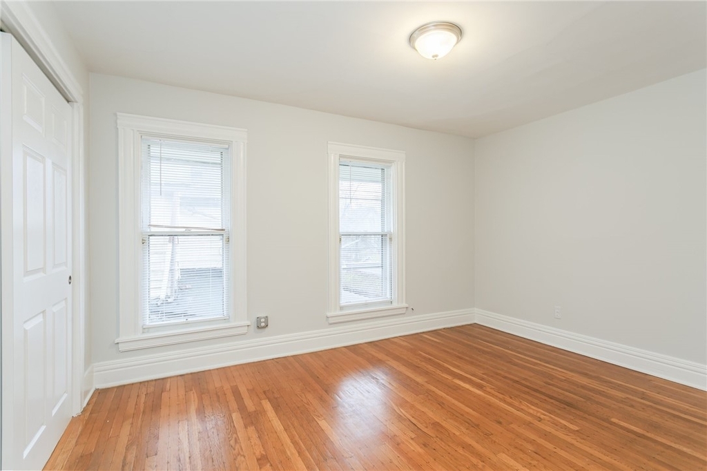 311 Park Avenue - Photo 11