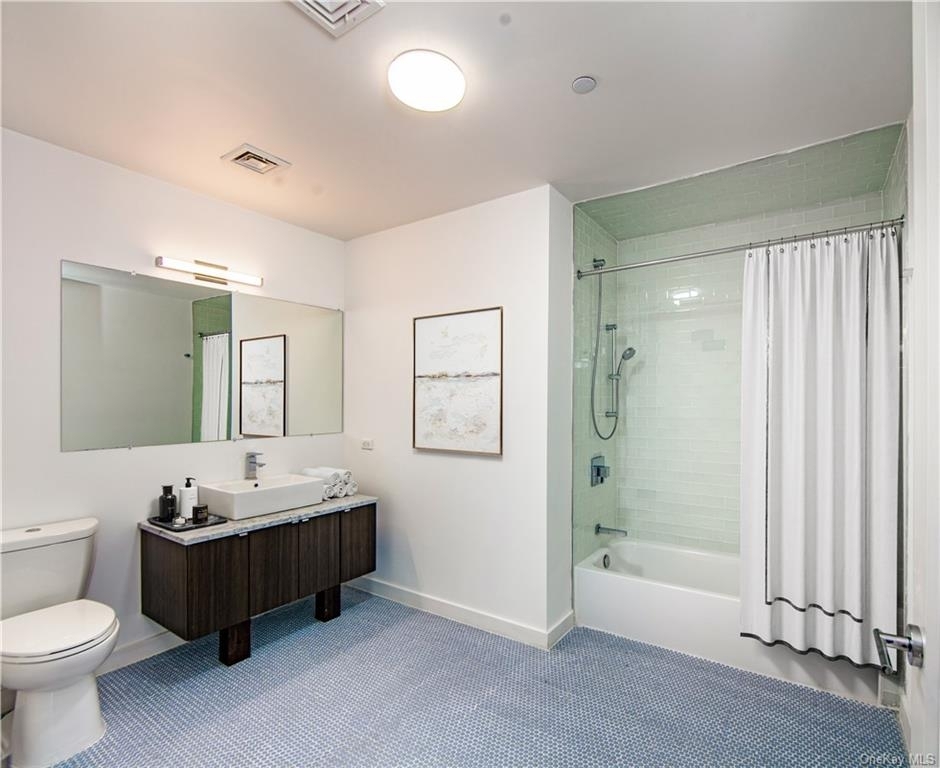 250 S Central Park Avenue - Photo 12