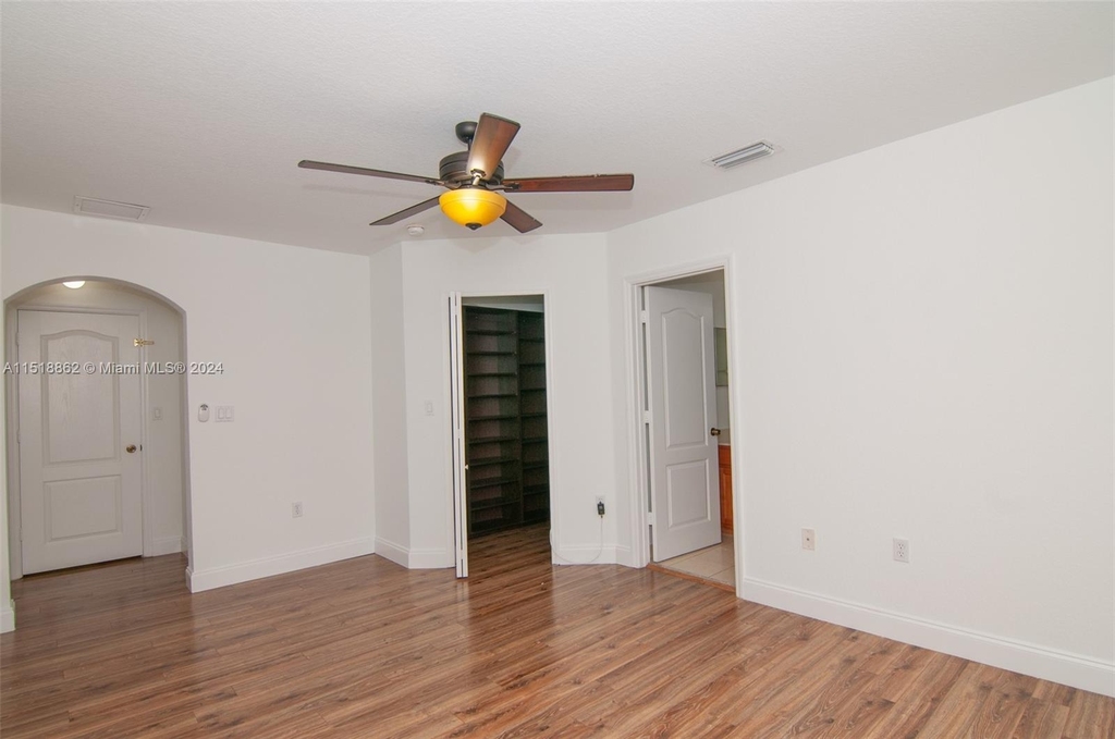 3007 Sw 129th Ter - Photo 18