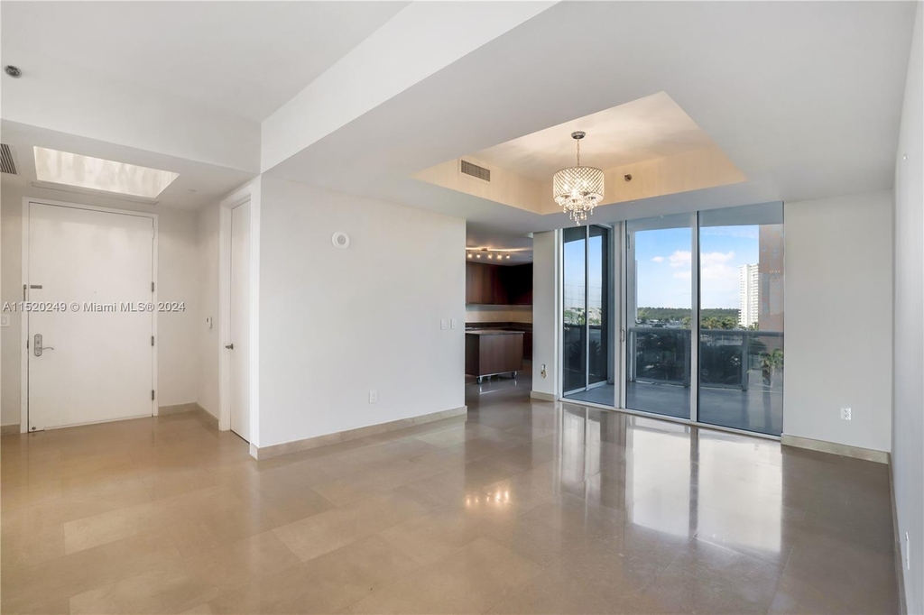 16001 Collins Ave - Photo 3