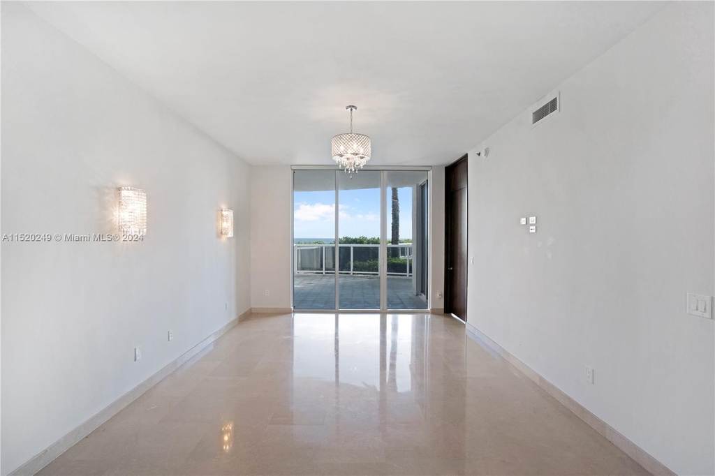 16001 Collins Ave - Photo 14