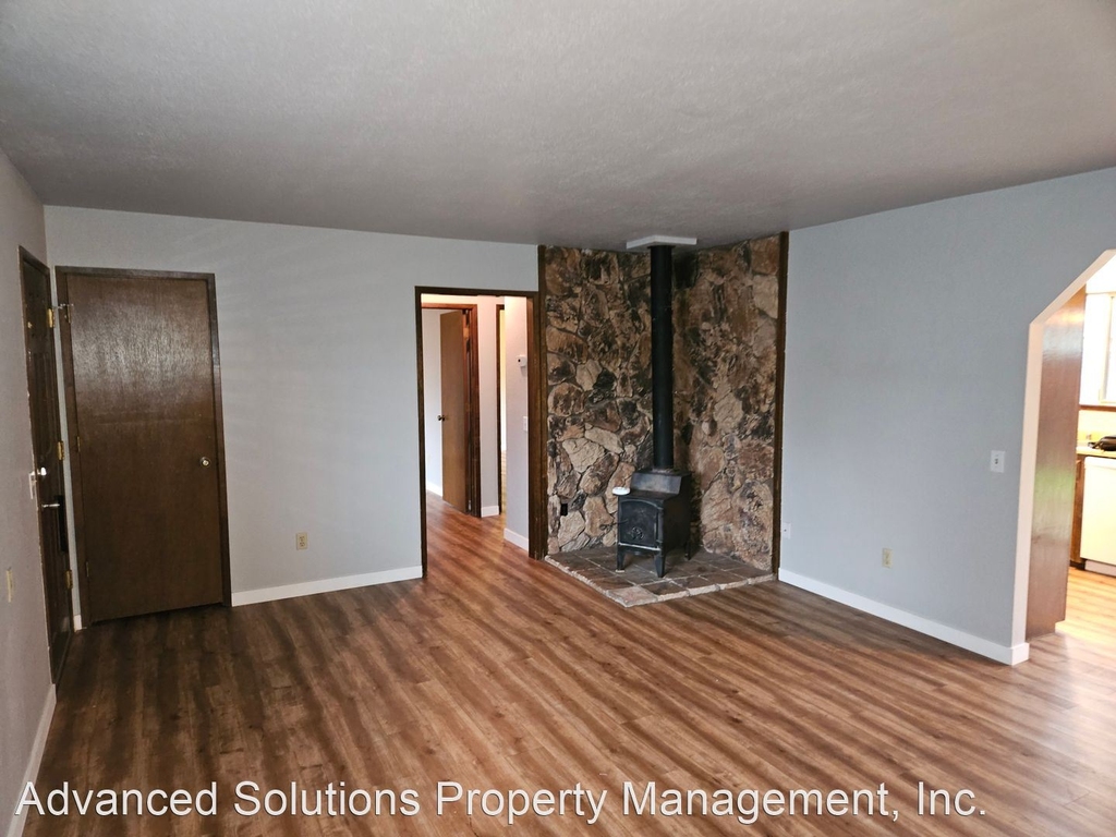 3280 Yuba St. - Photo 2