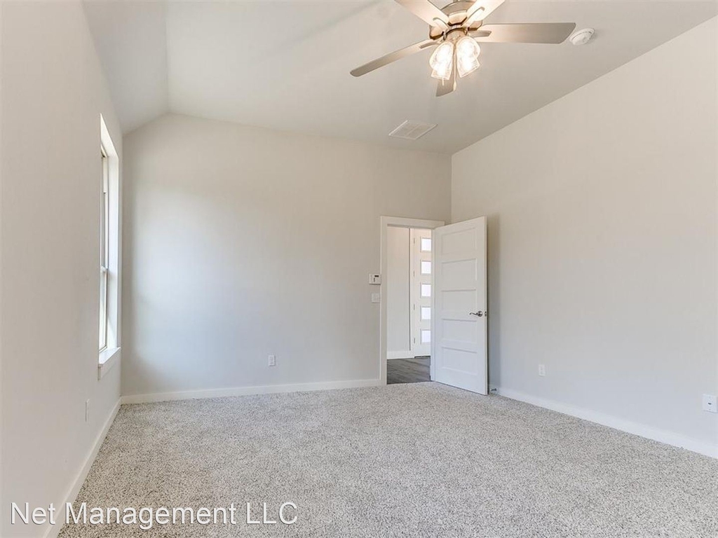 11400 Nw 109th Street - Photo 27