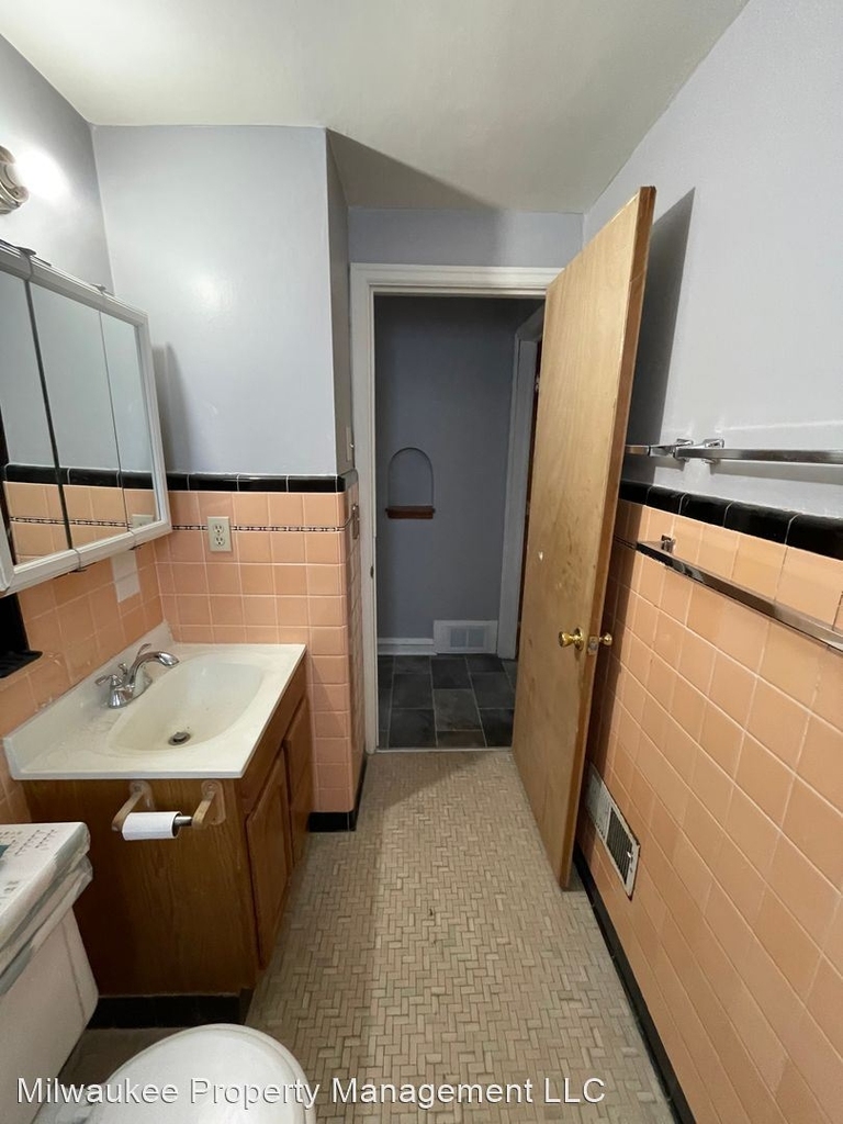 5333 W Keefe Ave - Photo 11