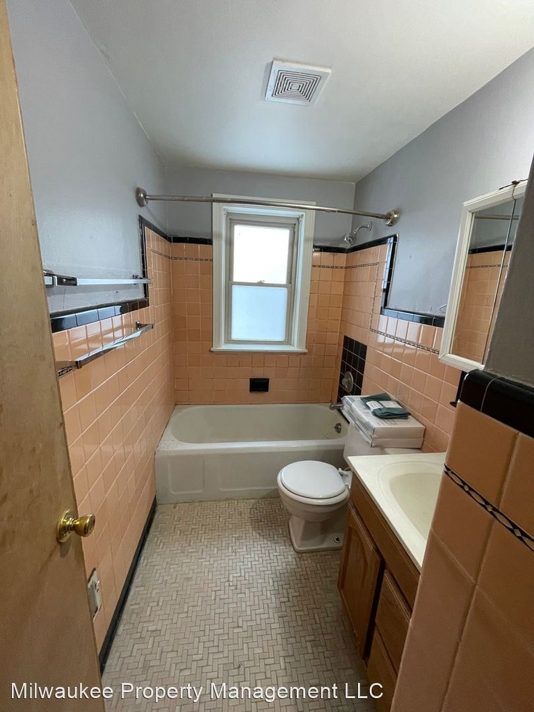 5333 W Keefe Ave - Photo 9