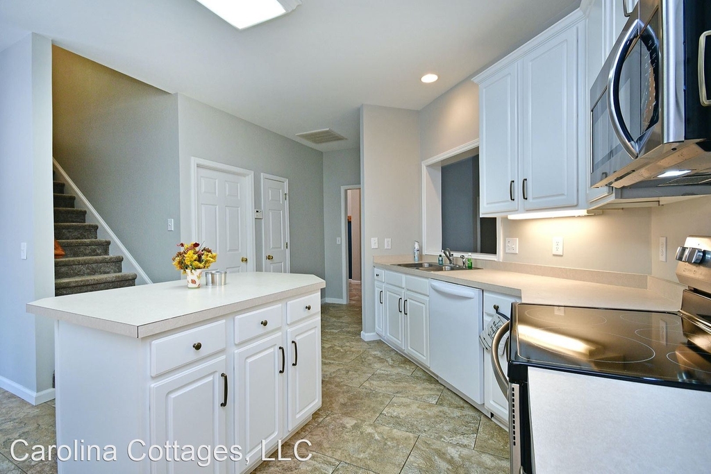 200 Groton Ct. - Photo 22