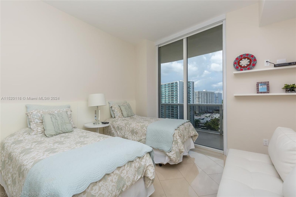 15811 Collins Ave - Photo 6