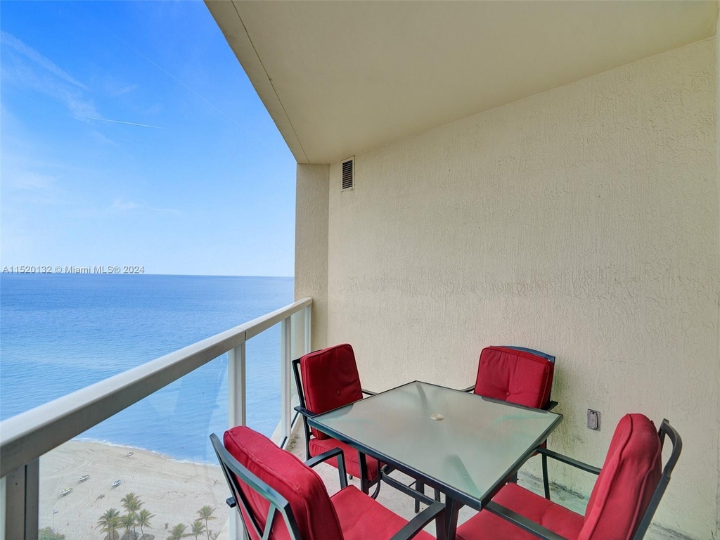 16699 Collins Ave - Photo 22