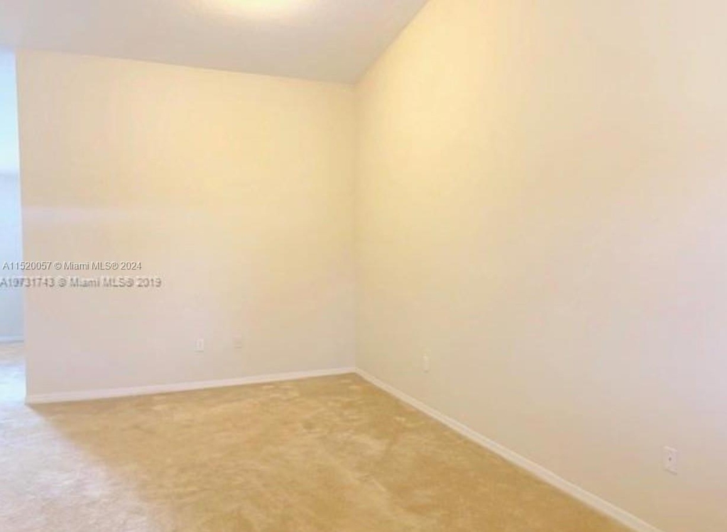 22931 Sw 88 Pl - Photo 2