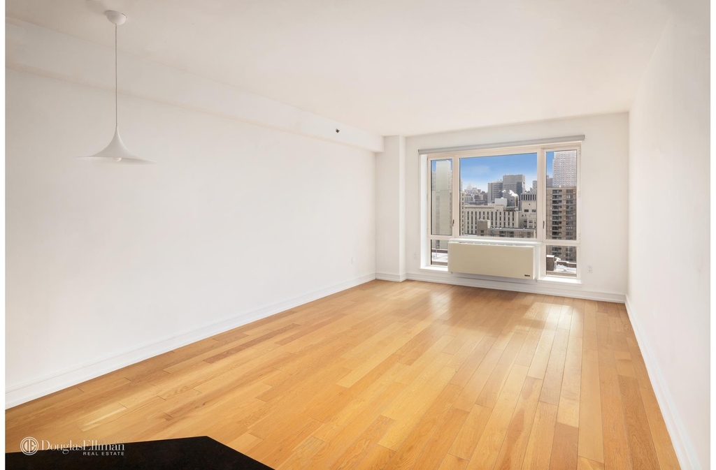 1280 Fifth Ave - Photo 1