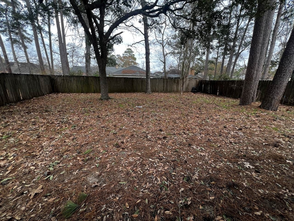 821 Forest Loop - Photo 12