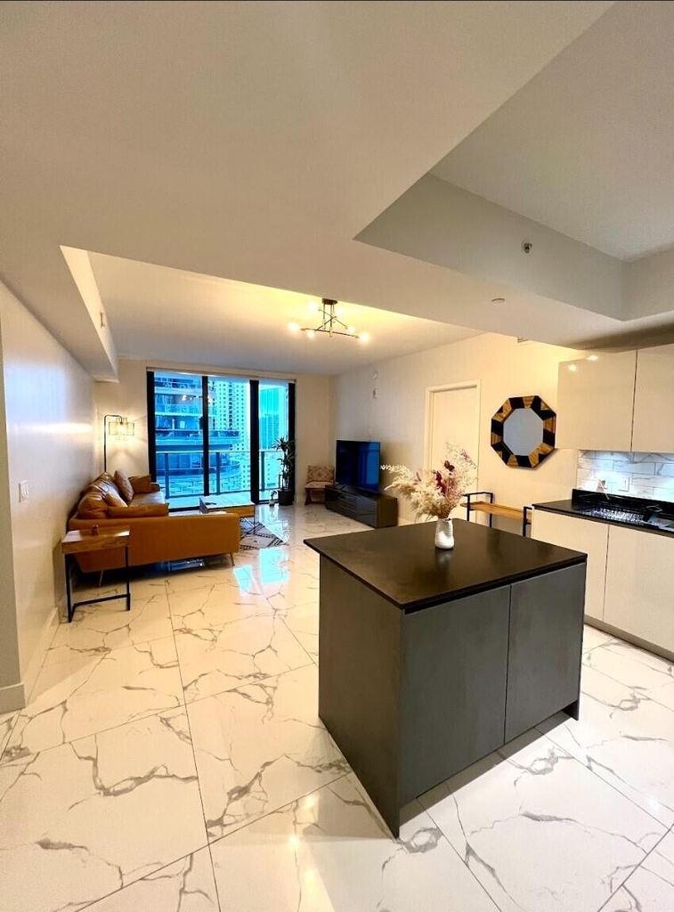 1010 Brickell Avenue - Photo 4