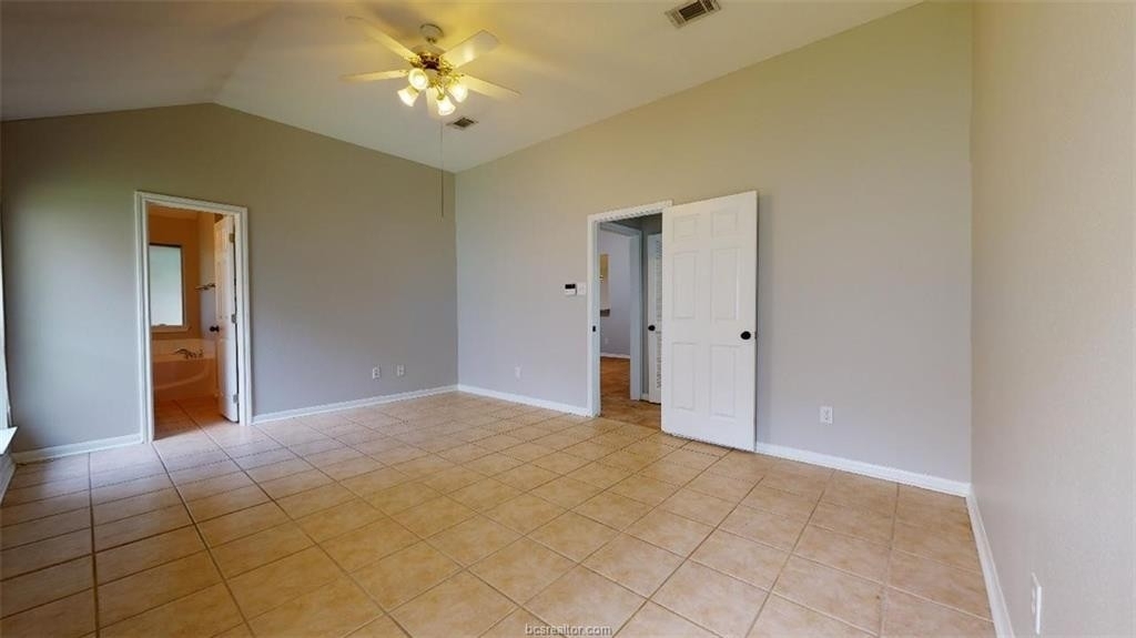 217 Augsburg Court - Photo 11