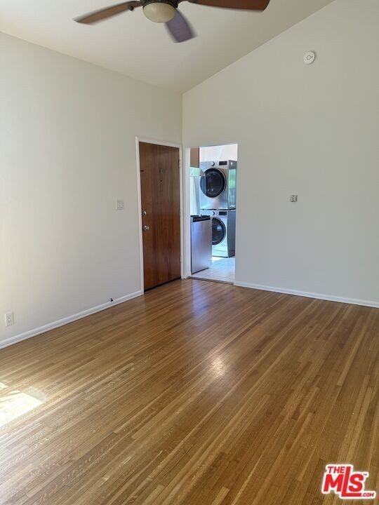 1434 Stanford St - Photo 32