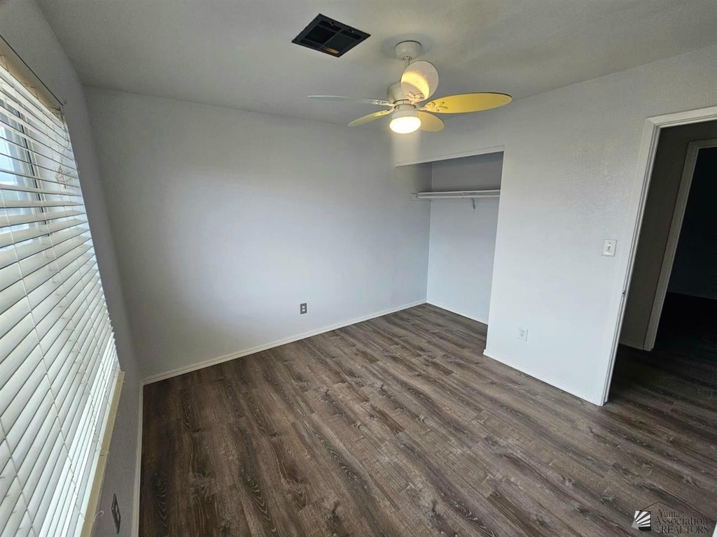 11315 E 26 St - Photo 11