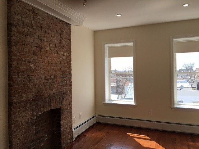 42 Beacon Ave - Photo 3