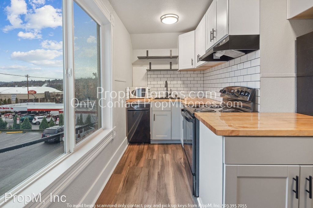 715 Monroe Street - Photo 16