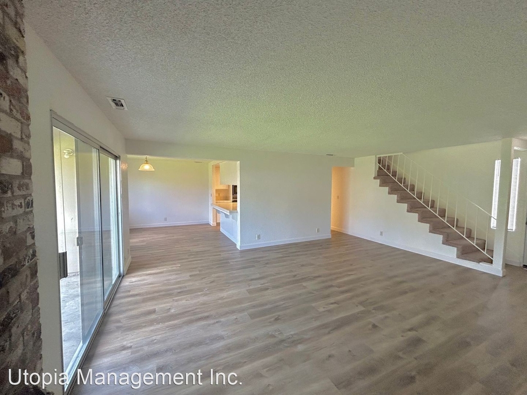 1171 Meadow Gate Drive - Photo 2