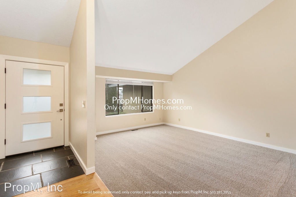 8285 Sw Connemara Terrace - Photo 11