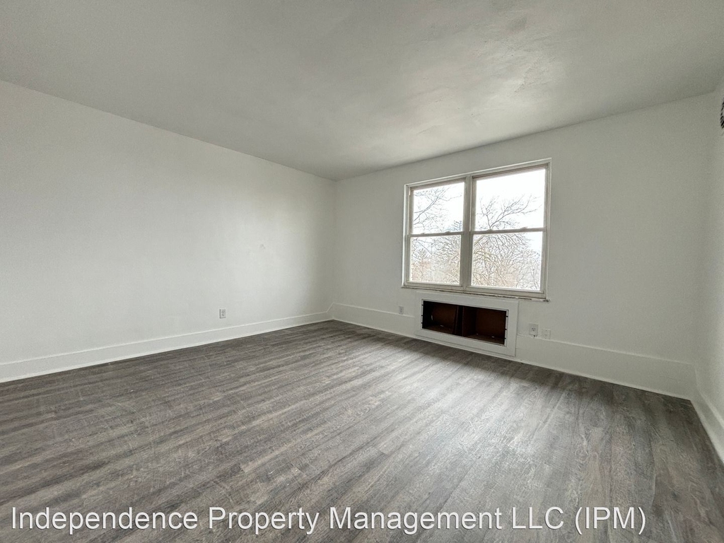 3816 East 3rd - Photo 3