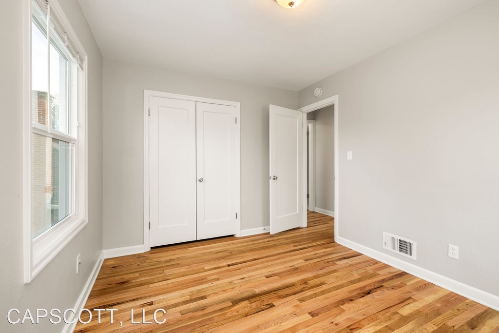 349 Ne 3rd Ave - Photo 5