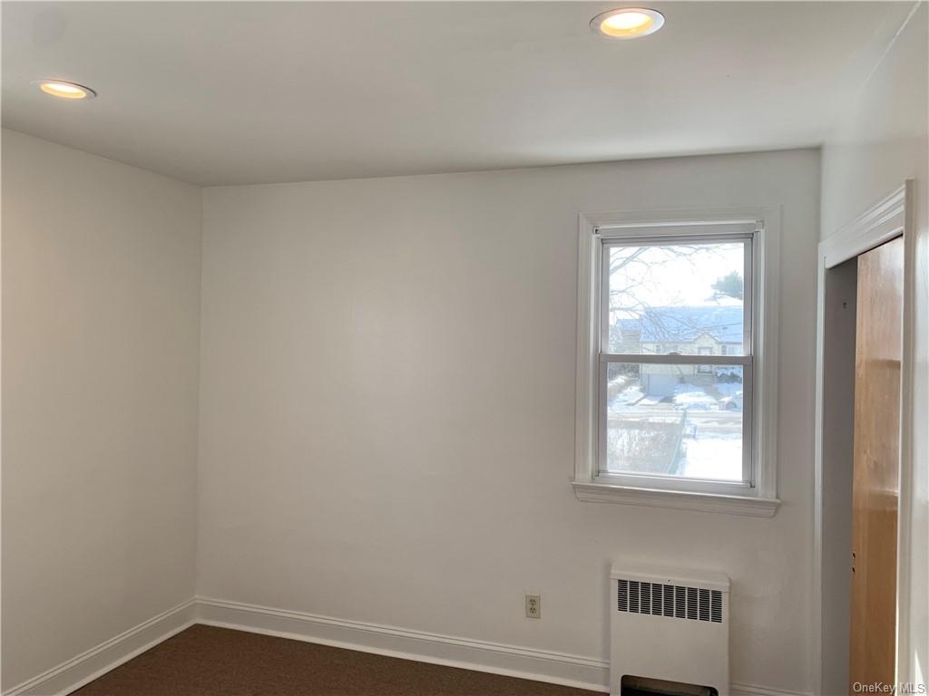 185 Vernon Avenue - Photo 10