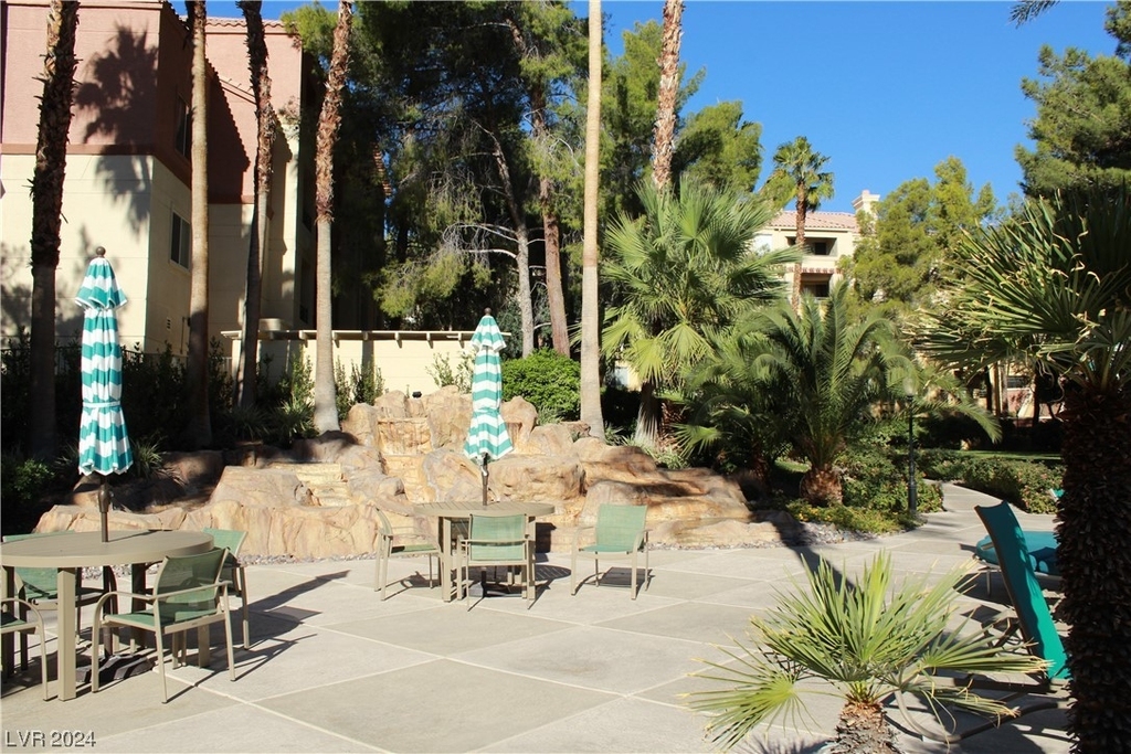 270 E Flamingo Road - Photo 36