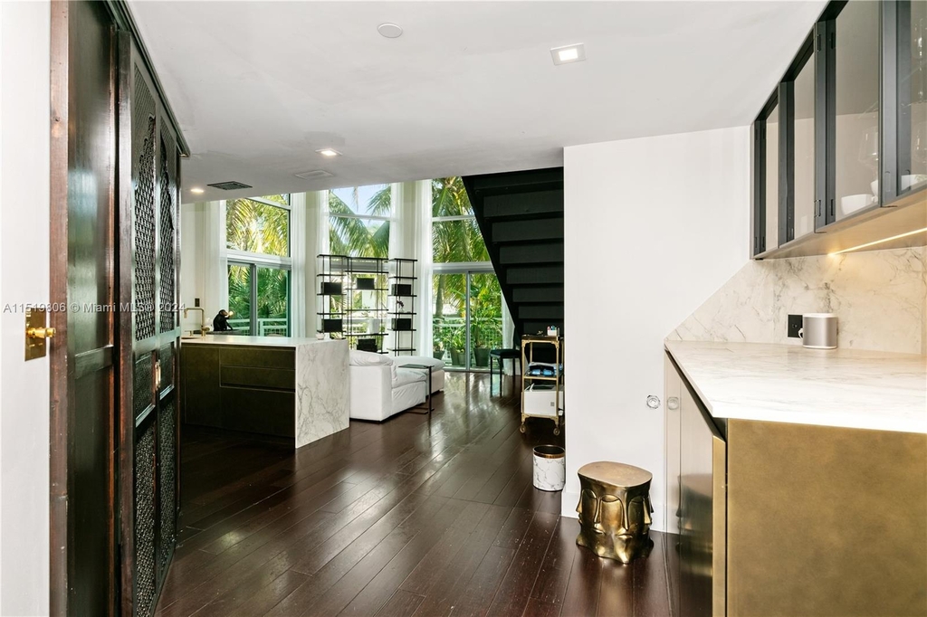 7728 Collins Ave - Photo 13