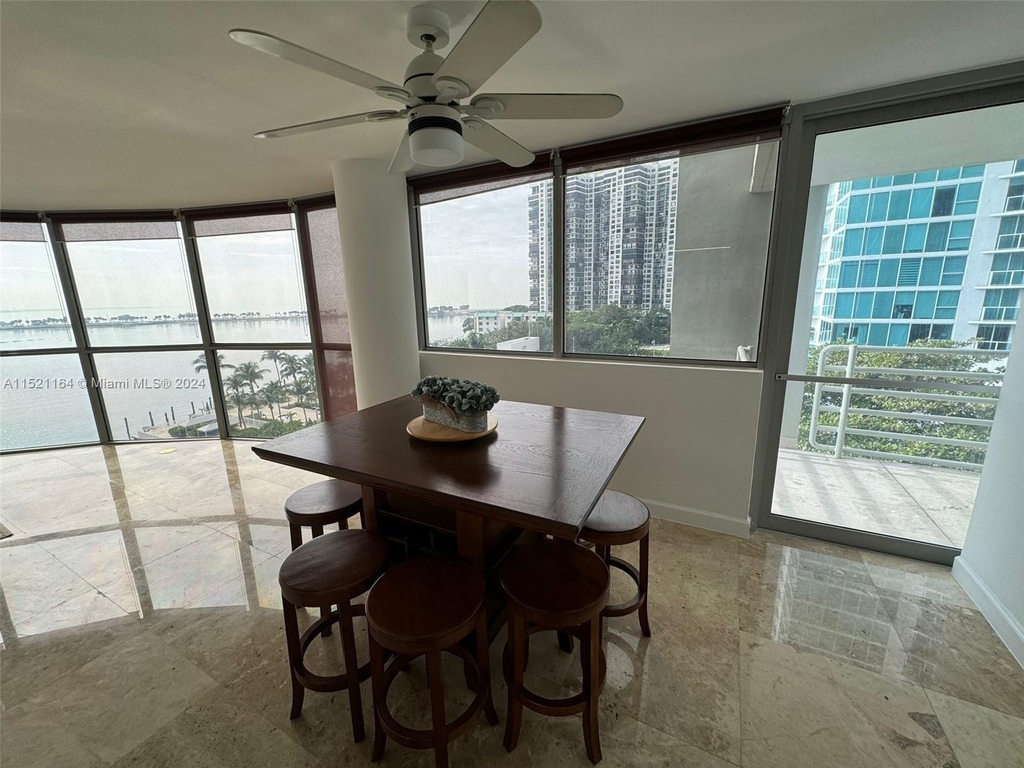 2025 Brickell Ave - Photo 7