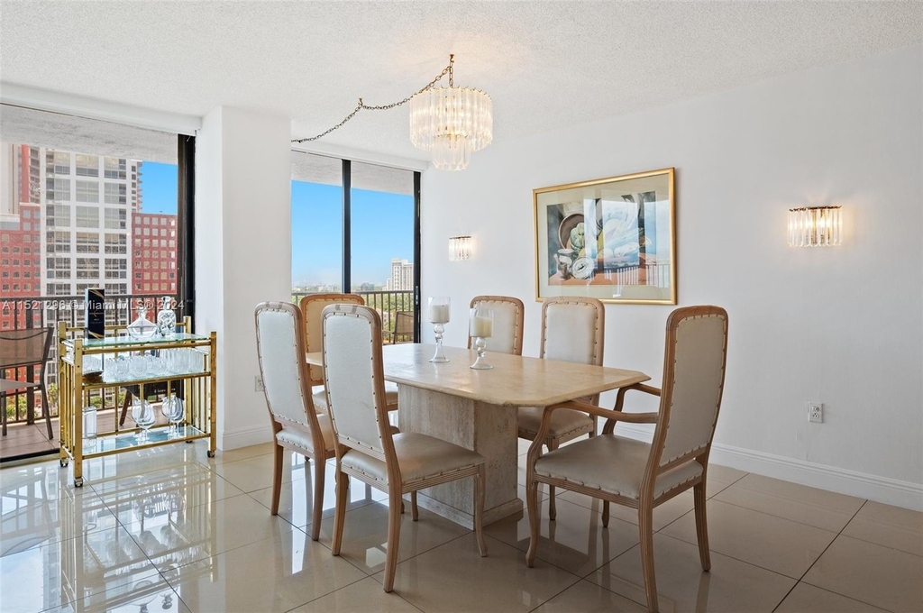 1450 Brickell Bay Dr - Photo 4