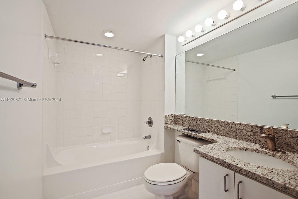 1111 Brickell Bay Dr - Photo 10