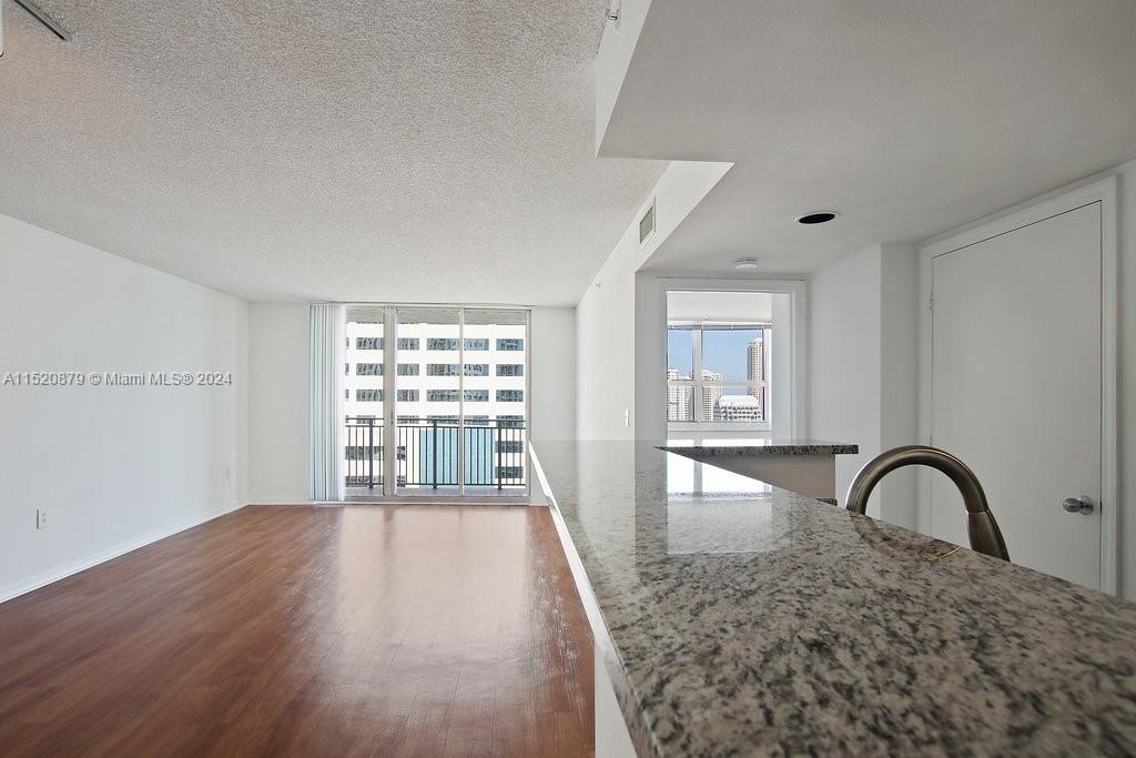 1111 Brickell Bay Dr - Photo 2