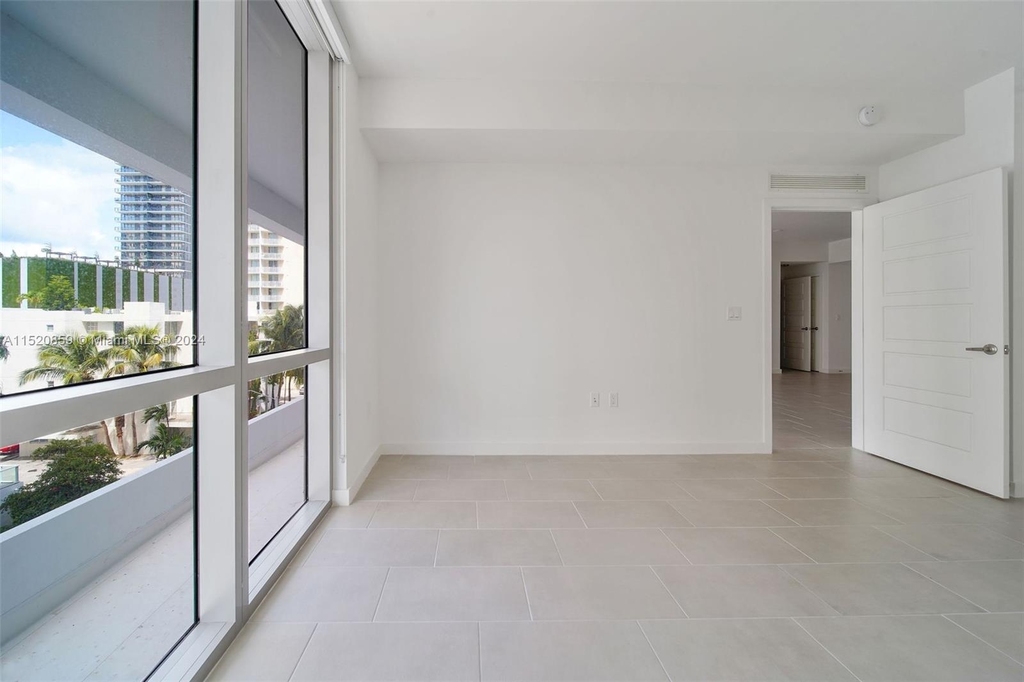 2150 N Bayshore Dr - Photo 12