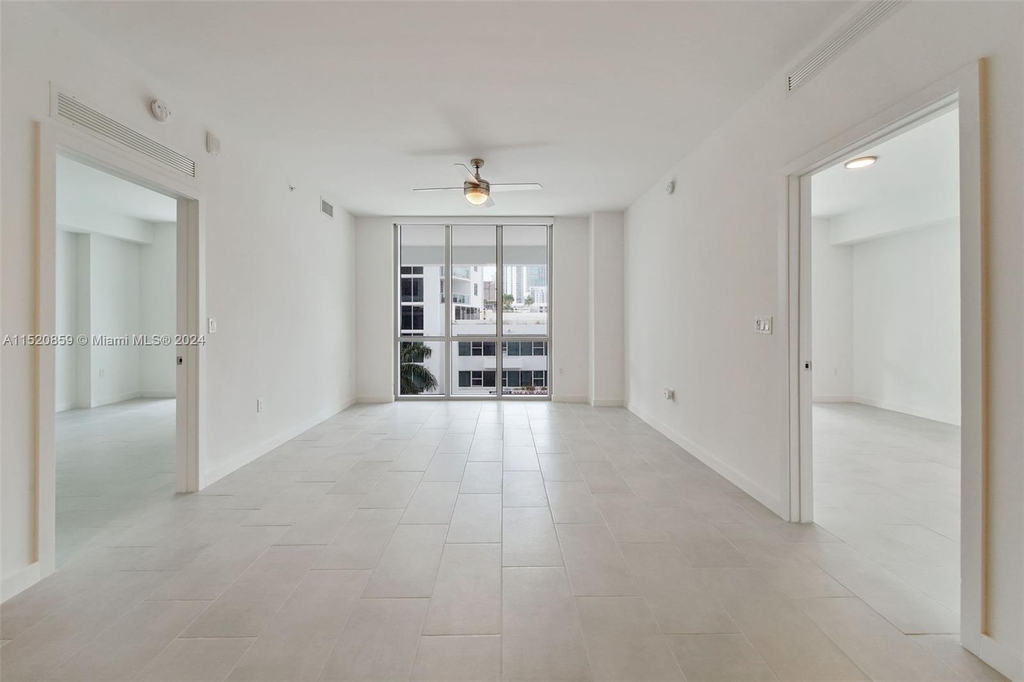 2150 N Bayshore Dr - Photo 5