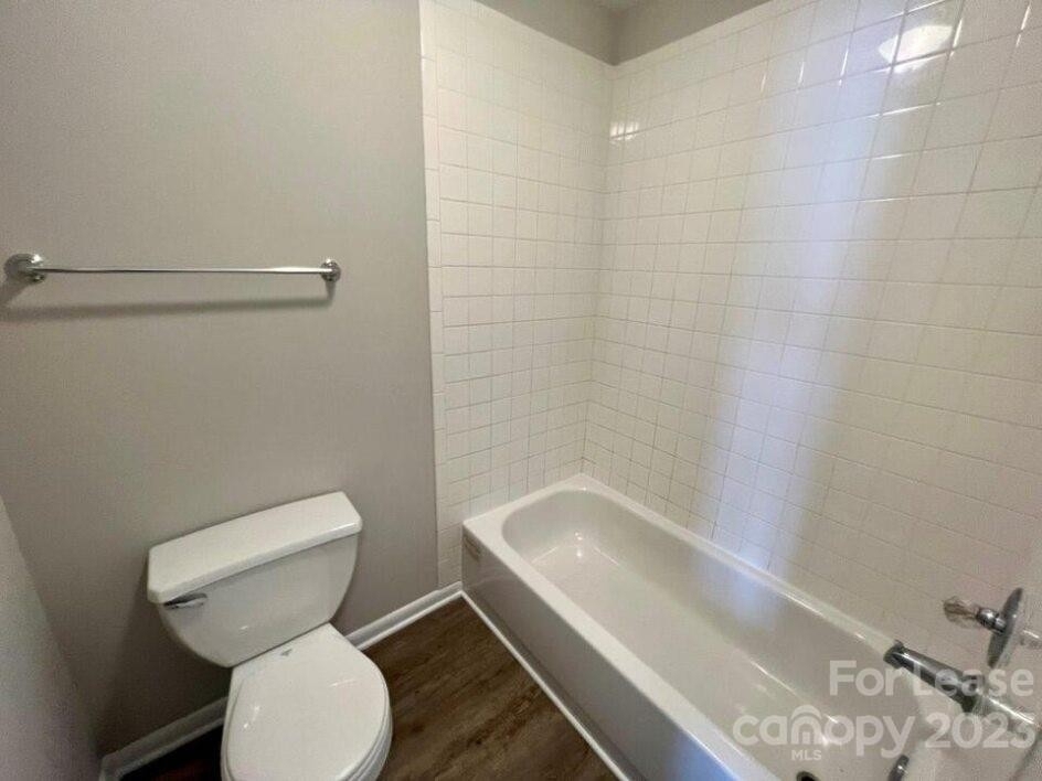 3138 Heathstead Place - Photo 19