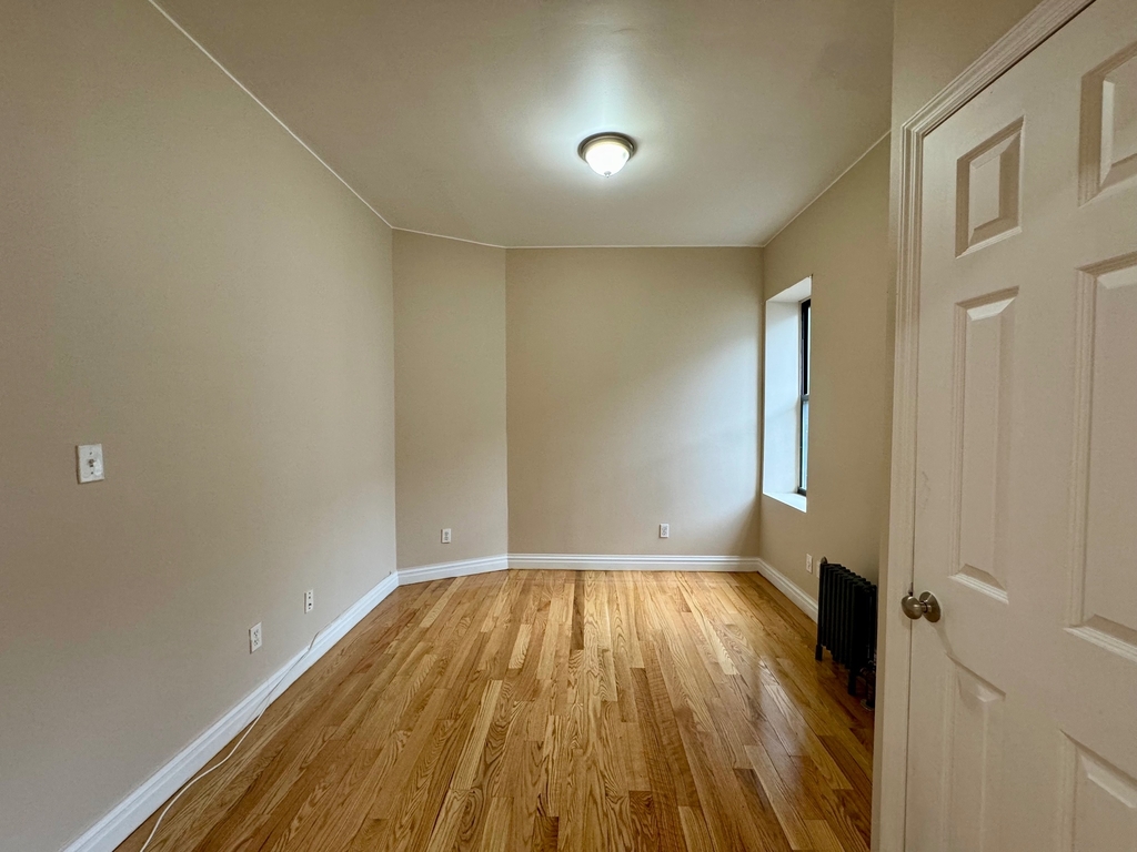 545 West 148th Street - Photo 6