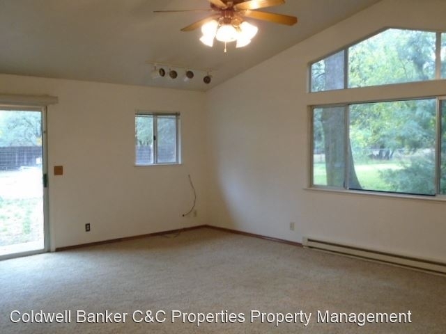 7006 Bohn Blvd - Photo 8