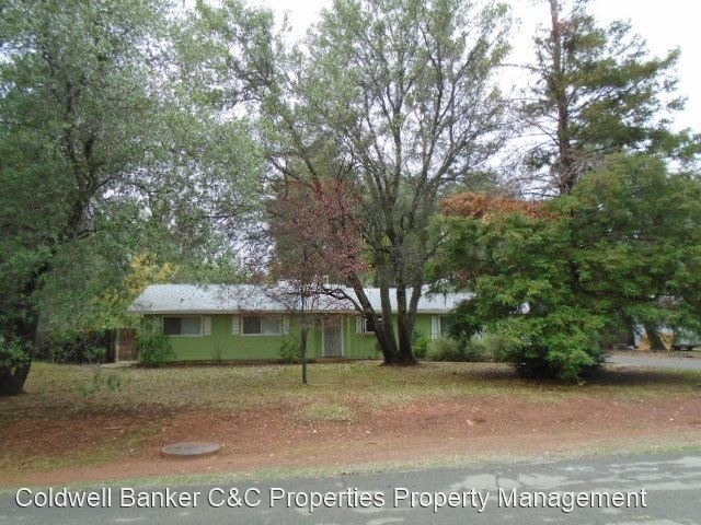 7006 Bohn Blvd - Photo 1