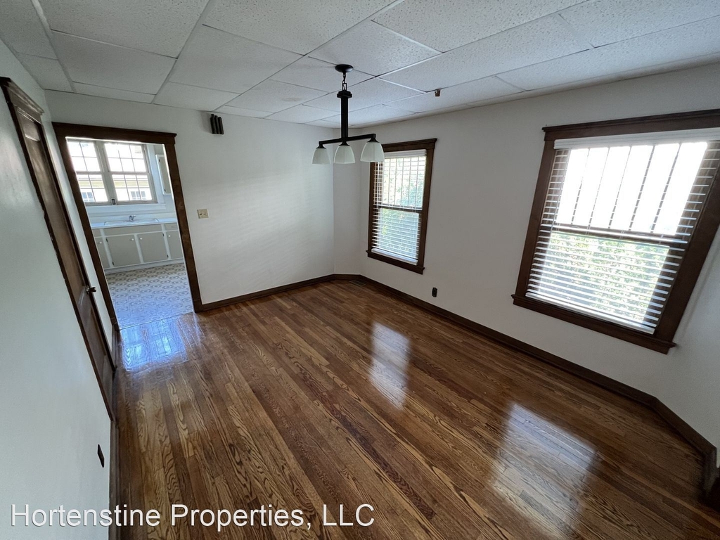 2212 Western Ave - Photo 6