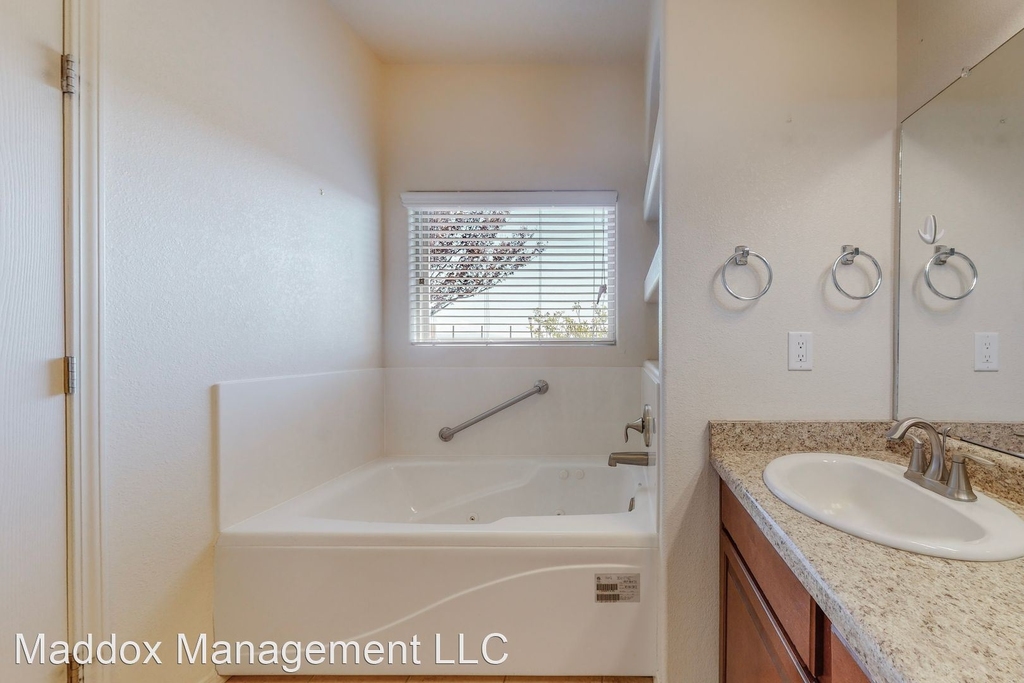 5676 Cold Creek Ave Nw - Photo 29