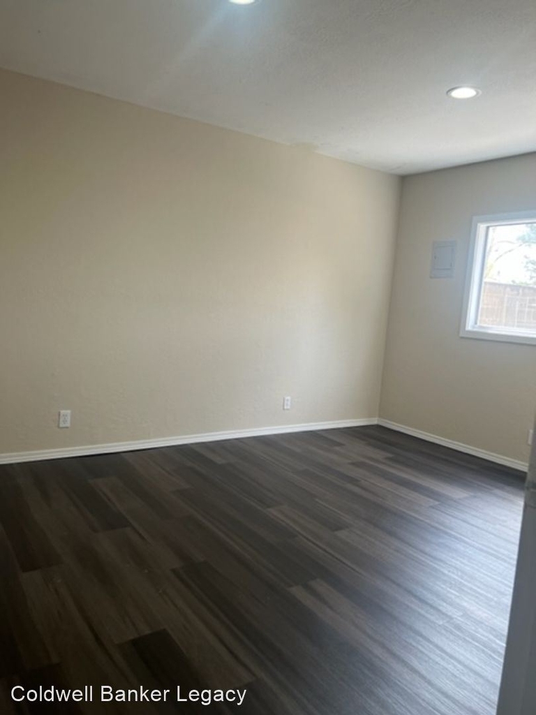 13216 Mountain Rd Ne - Photo 3