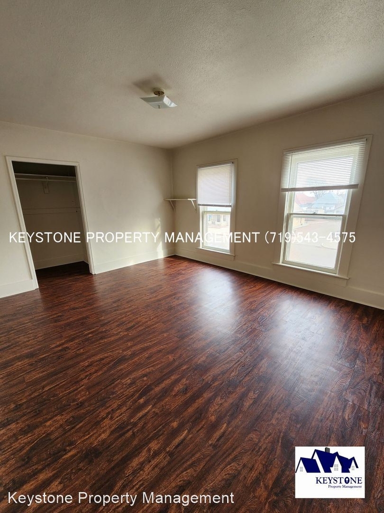 1427 Spruce Street - Photo 7