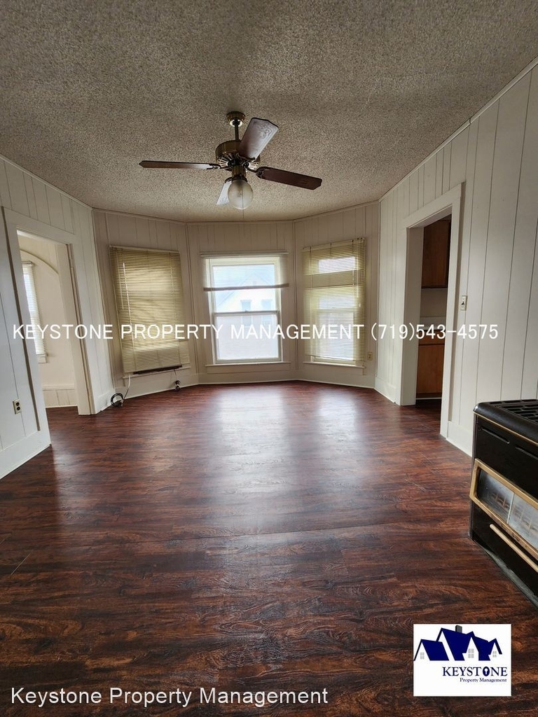 1427 Spruce Street - Photo 6