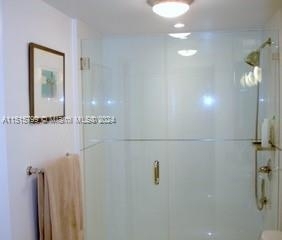 100 Lincoln Rd - Photo 2