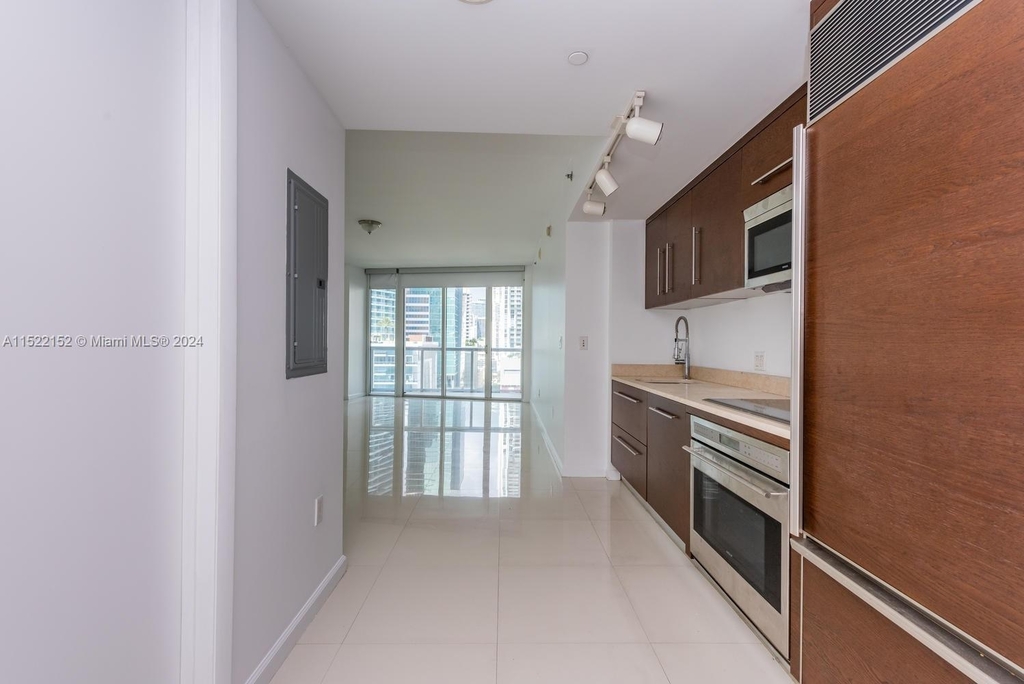 475 Brickell Ave - Photo 5