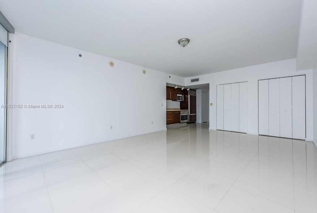 475 Brickell Ave - Photo 12