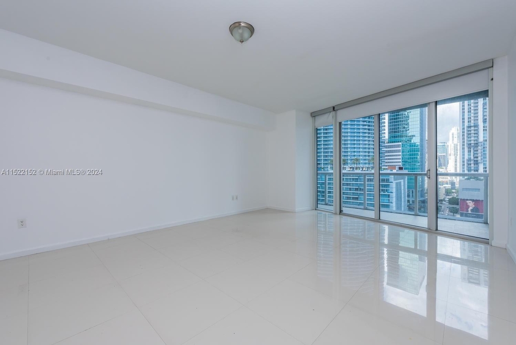 475 Brickell Ave - Photo 14